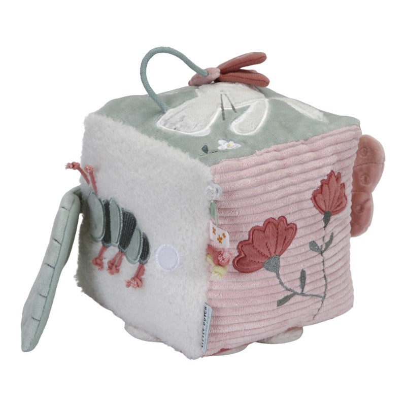 Cubo blandito de actividades. Flores y Mariposas - Amapuches